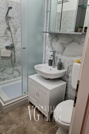 Villa Kunta Bathroom