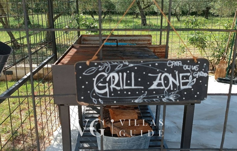 Holiday home Lara in olive garden with jacuzzi Additional content