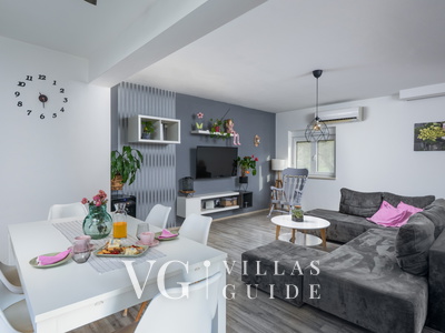 Casa Olive Garden Living room