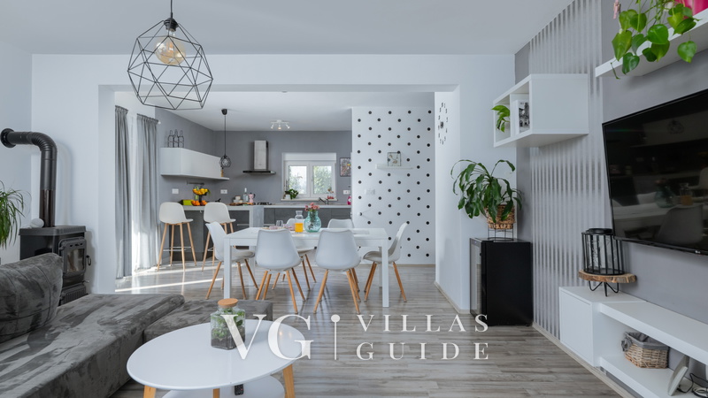 Holiday home Lara in olive garden with jacuzzi Living room