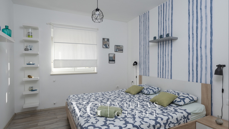 Holiday home Lara in olive garden with jacuzzi