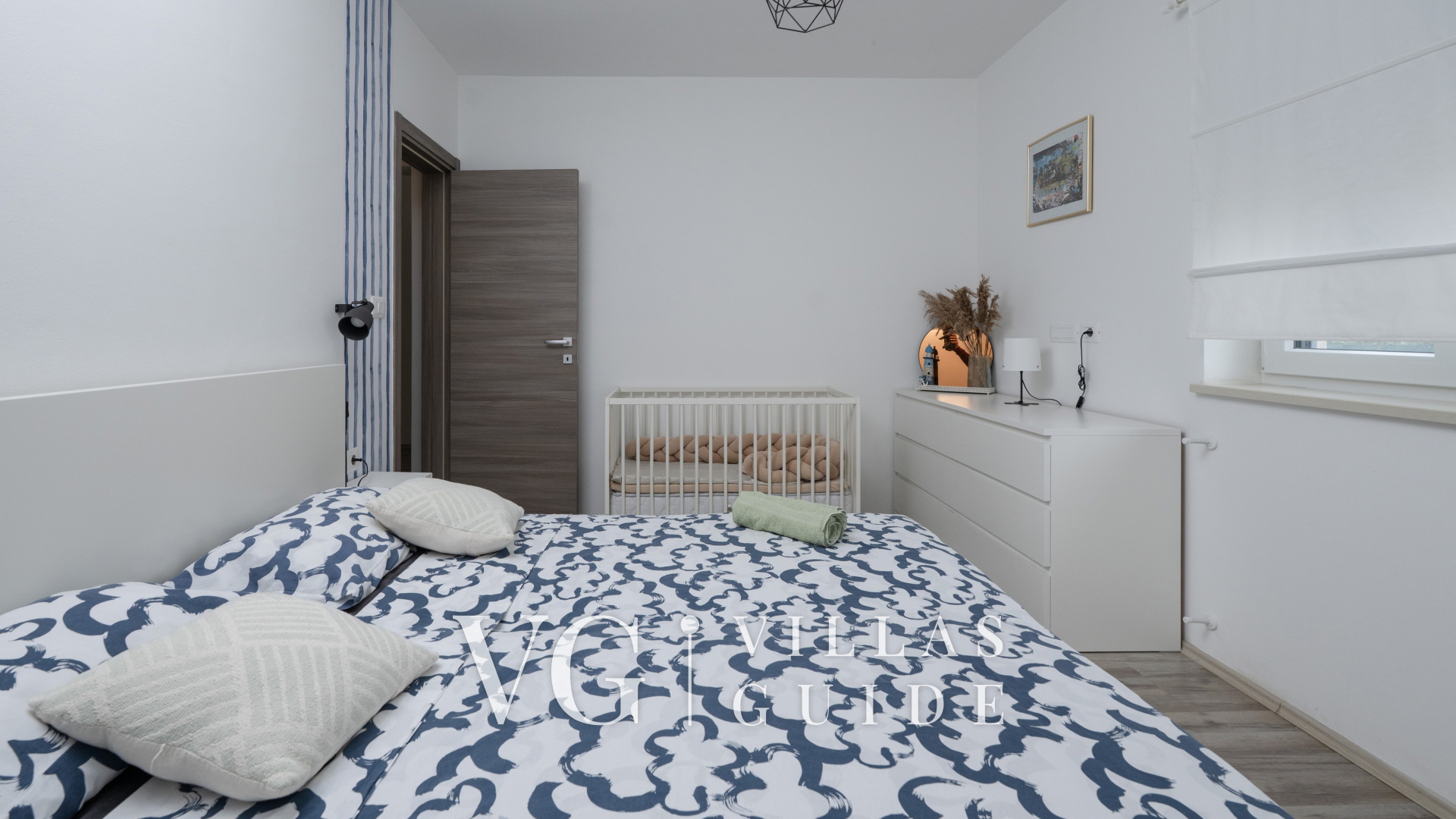 Casa Olive Garden Bedroom