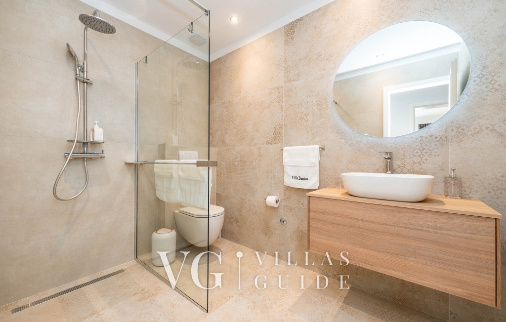 Villa Danica - Privlaka Bathroom