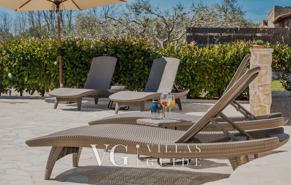 Villa Olive-Privlaka Pool