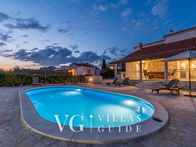 Villa Olive-Privlaka Garden and property exterior