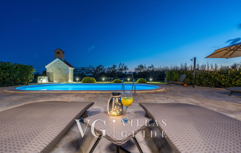 Villa Olive-Privlaka Pool