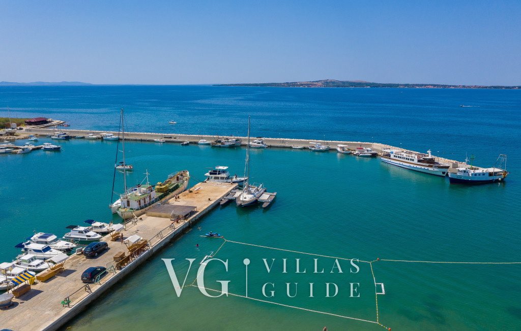 Villa Olive-Privlaka Microlocation