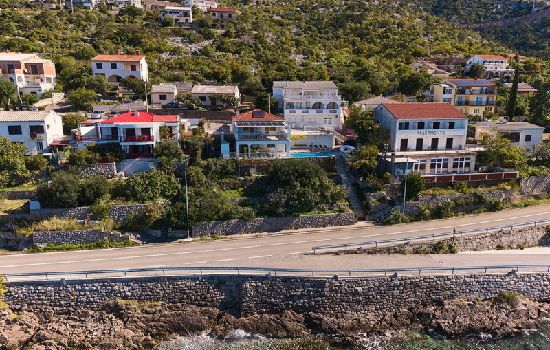 Villa Arnia apartman pool&beachfront