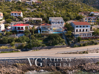 Villa Arnia apartman pool&beachfront