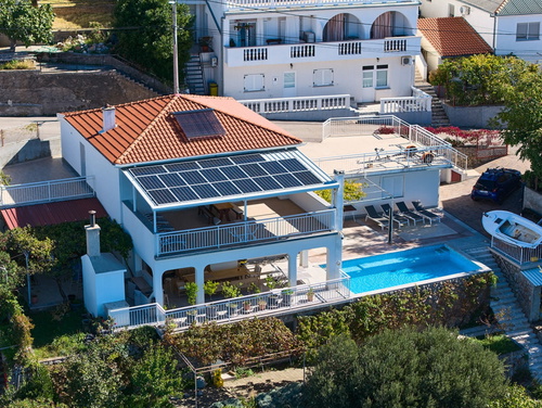 Villa Arnia apartman pool&beachfront