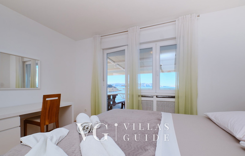 Villa Arnia apartman pool&beachfront