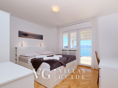 Villa Arnia apartman pool&beachfront Camera da letto