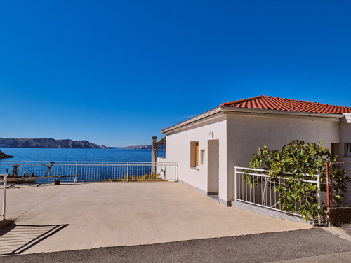 Villa Arnia apartman pool&beachfront