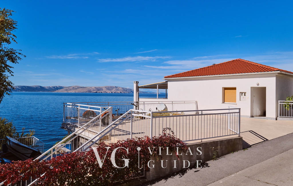 Villa Arnia apartman pool&beachfront