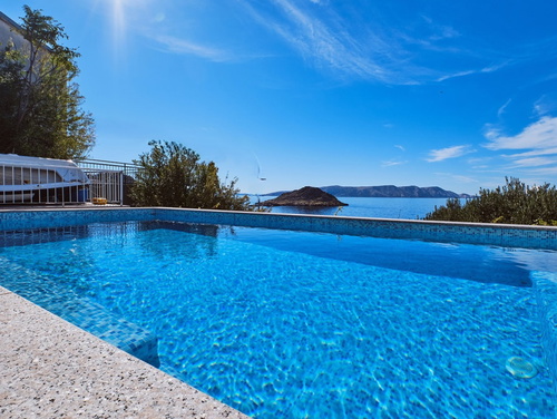 Villa Arnia apartman pool&beachfront