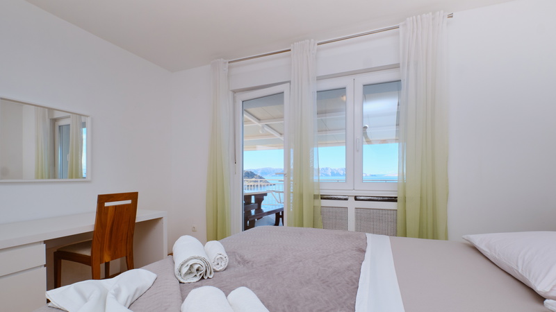 Villa Arnia apartman pool&beachfront