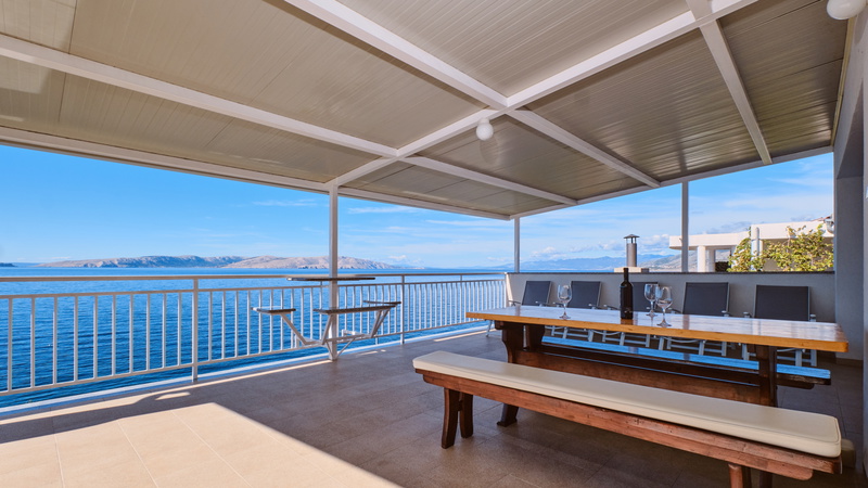 Villa Arnia apartman pool&beachfront