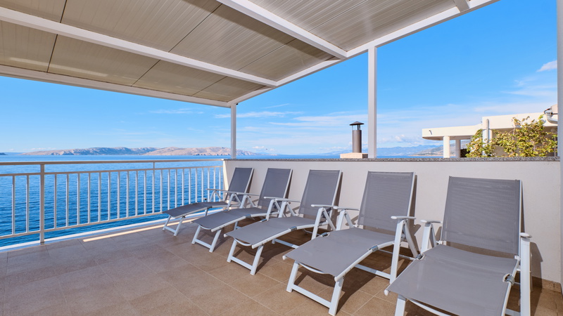 Villa Arnia apartman pool&beachfront