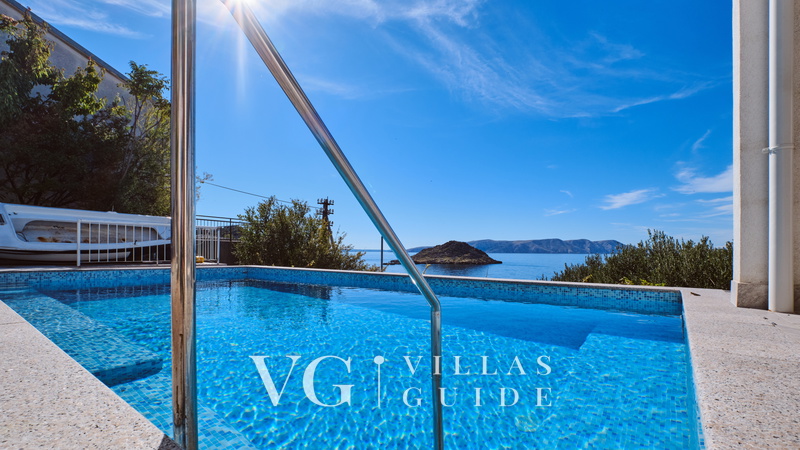 Villa Arnia apartman pool&beachfront Piscina