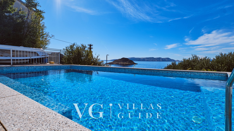 Villa Arnia apartman pool&beachfront