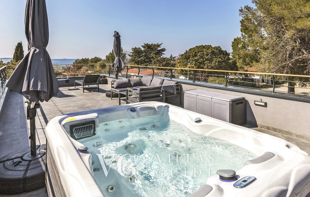 Holiday home Nina wellness