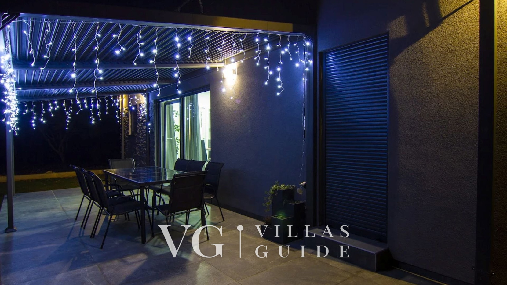 Holiday home Nina Garten und Außenbereich