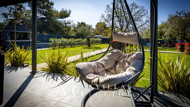 Holiday home Nina Additional content