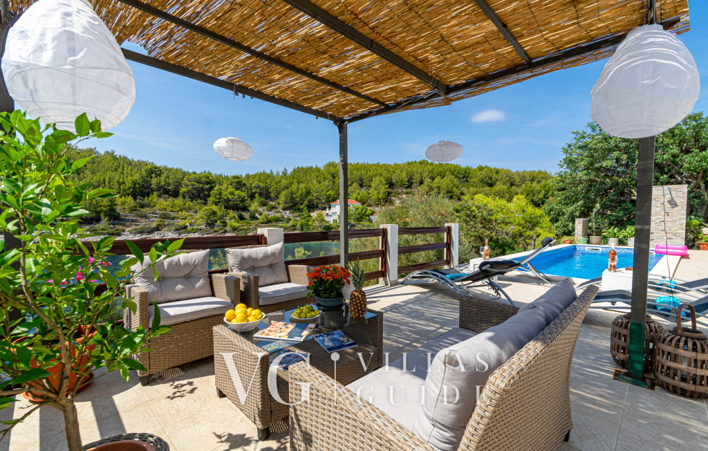 Waterfront House Arnet Pool