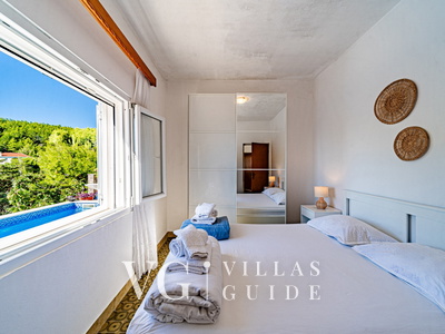 Waterfront House Arnet Bedroom