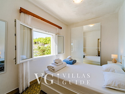 Waterfront House Arnet Bedroom