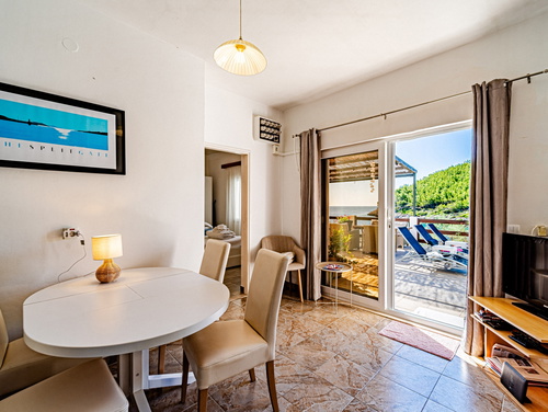 Waterfront House Arnet