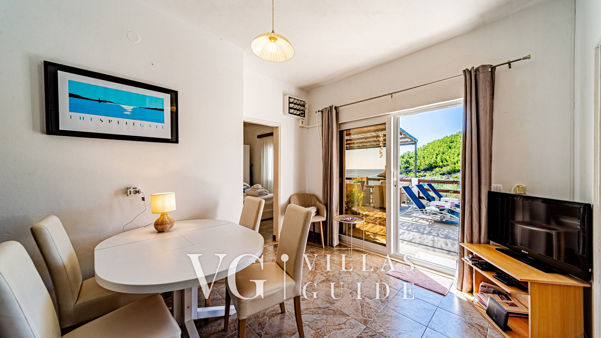 Waterfront House Arnet Living room