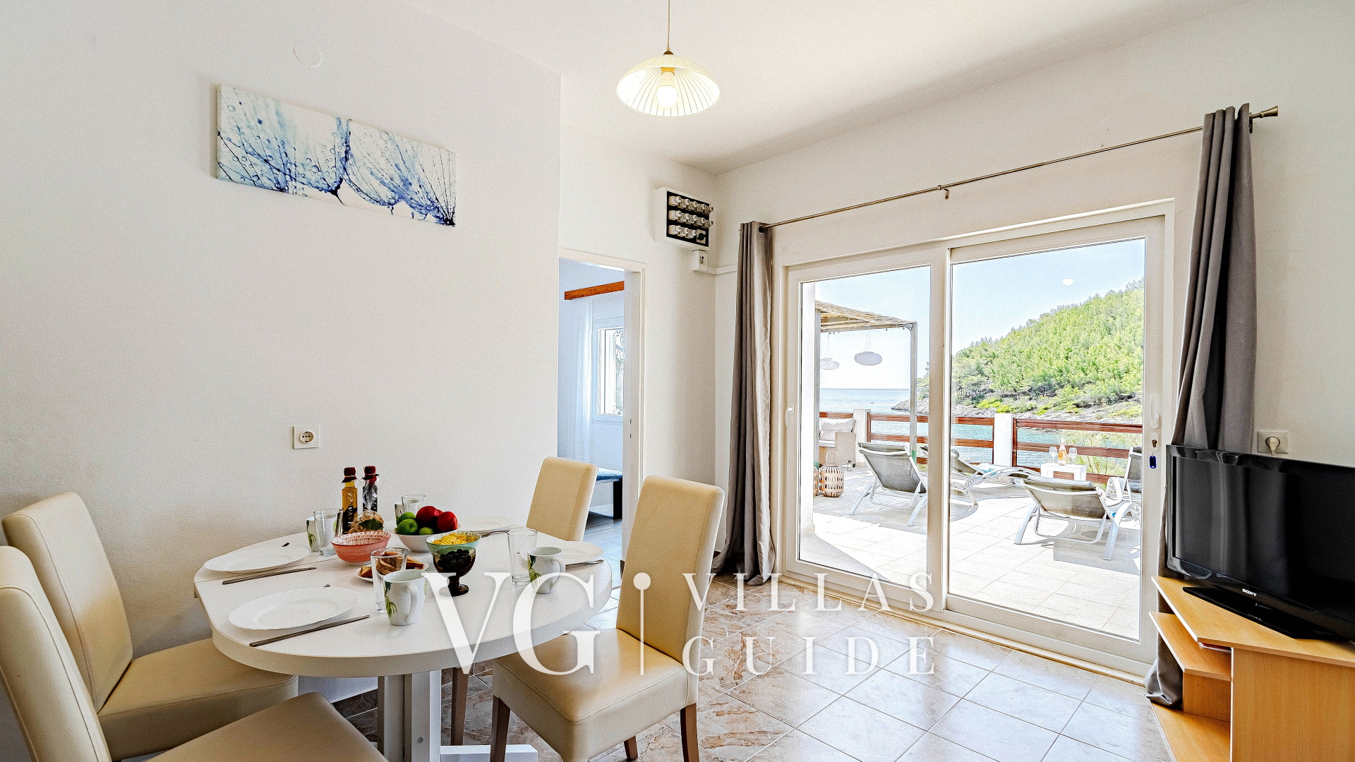 Waterfront House Arnet