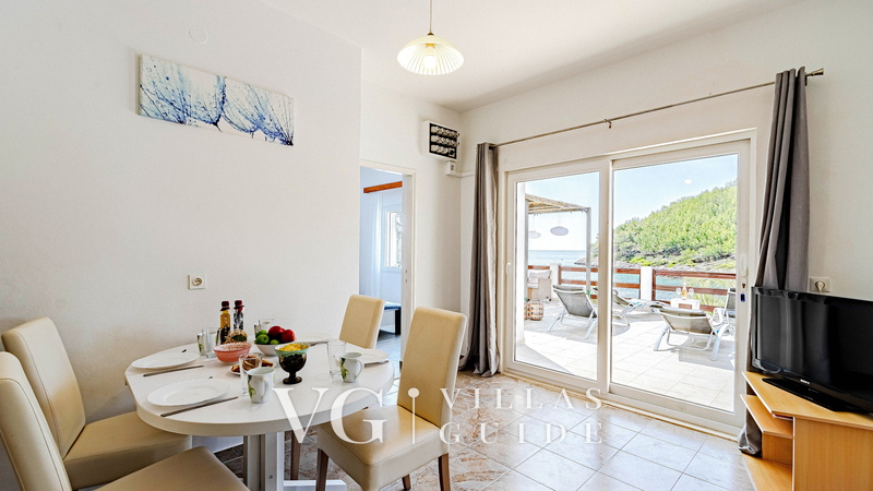 Waterfront House Arnet