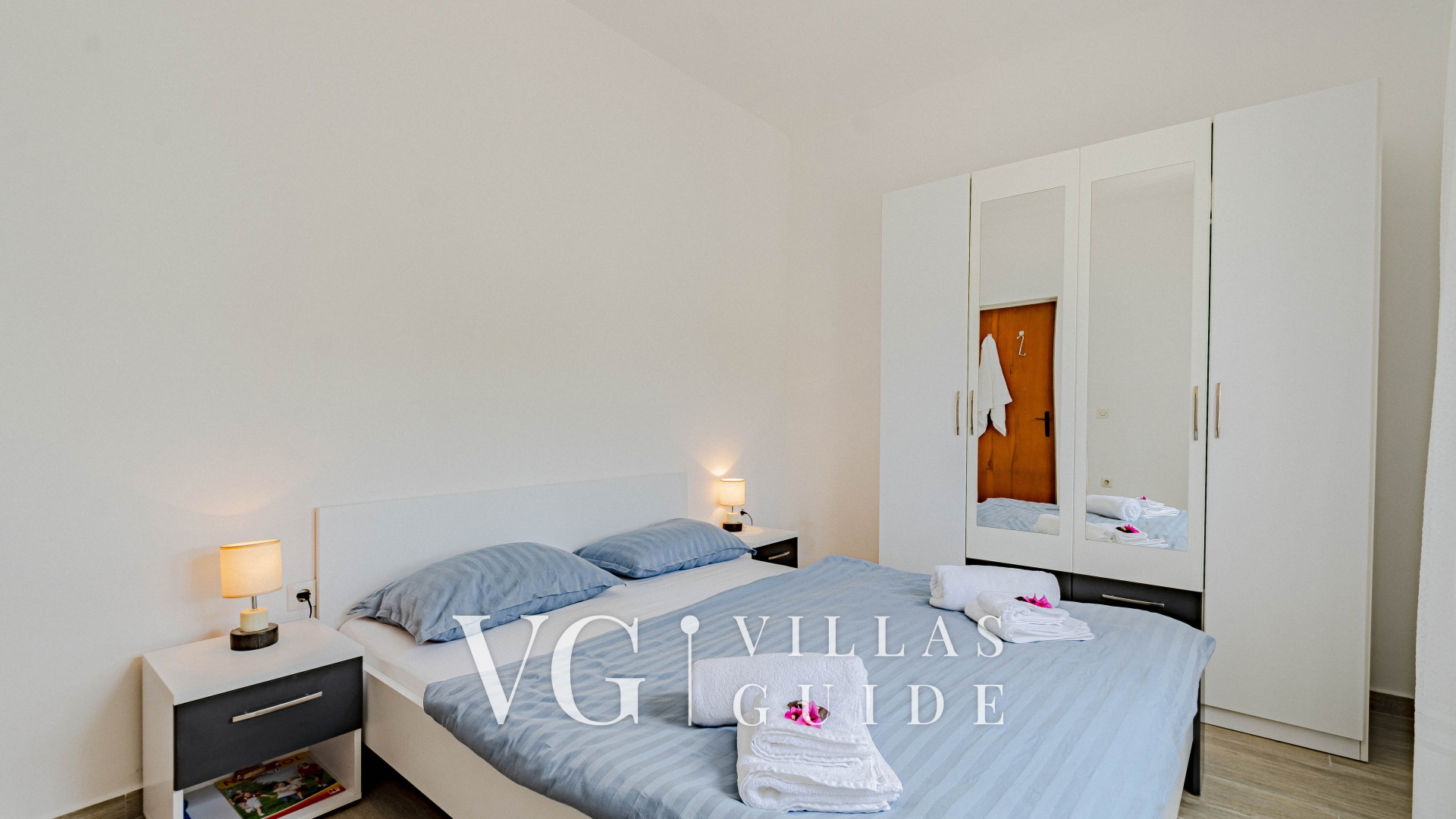 Waterfront House Arnet Bedroom