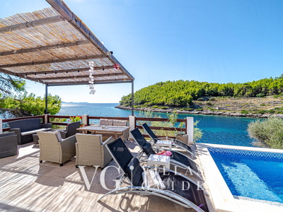 Waterfront House Arnet