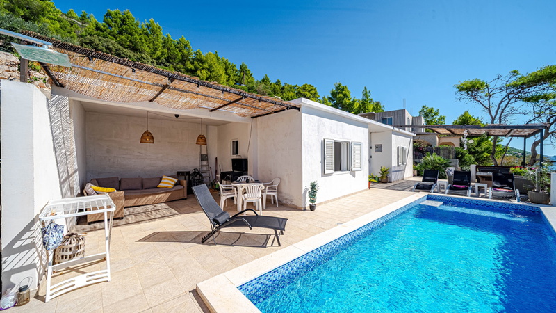 Waterfront House Arnet