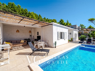 Waterfront House Arnet Pool