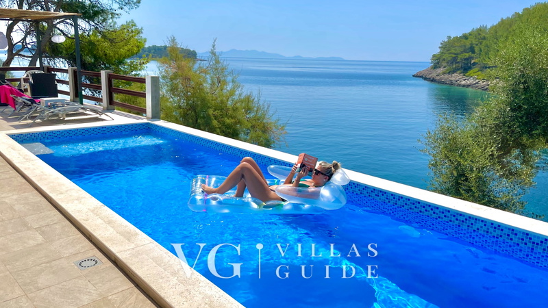 Waterfront House Arnet Bazen