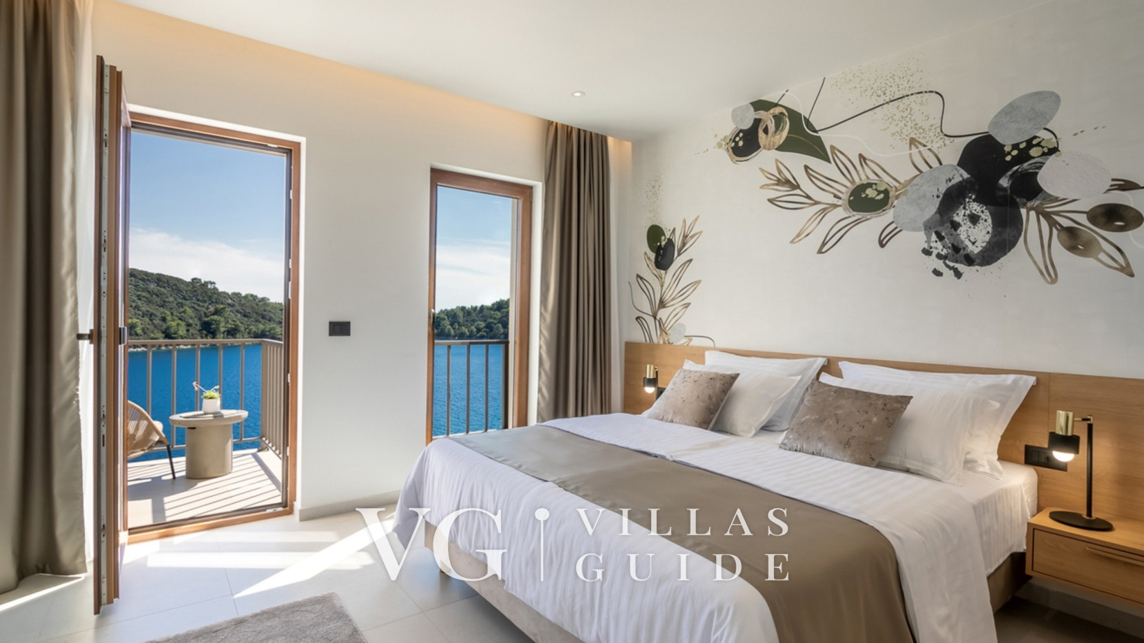 Villa Cristal Blue Bedroom