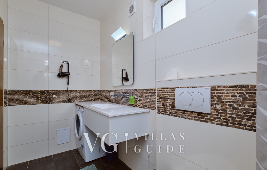 Villa Mediera Terrace&Sea View Apartment 2 Bathroom