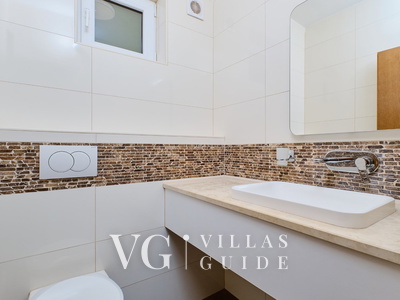 Villa Mediera Terrace&Sea View Apartment 2 Bathroom