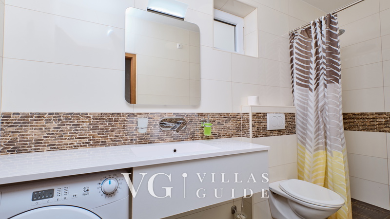 Villa Mediera Terrace&Sea View Apartment 2 Bathroom