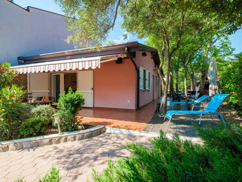 Ferienhaus Nina with Whirpool