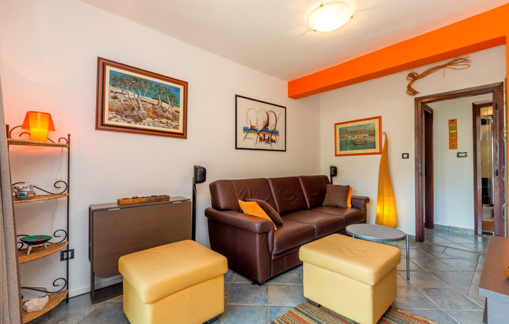 Ferienhaus Nina with Whirpool Soggiorno