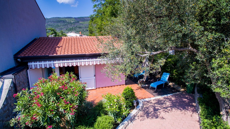 Ferienhaus Nina with Whirpool Giardino e esterni della proprietà