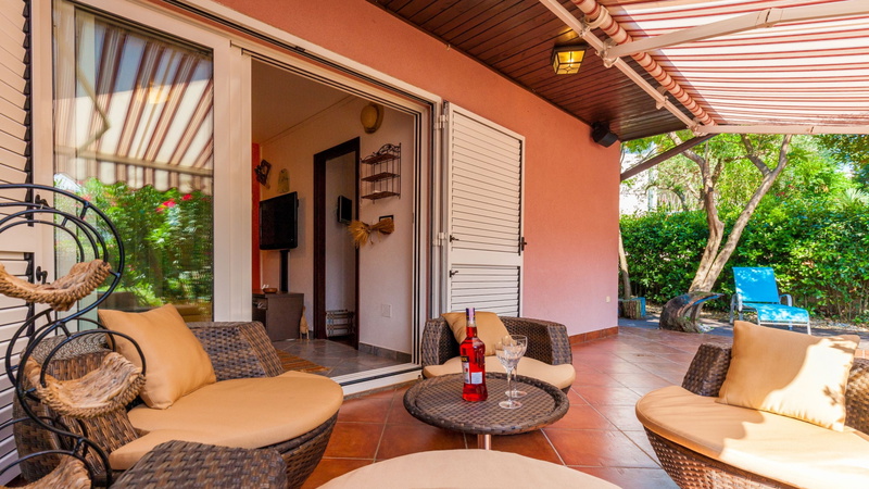 Ferienhaus Nina with Whirpool