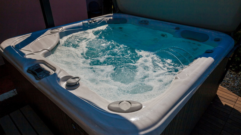 Ferienhaus Nina with Whirpool wellness