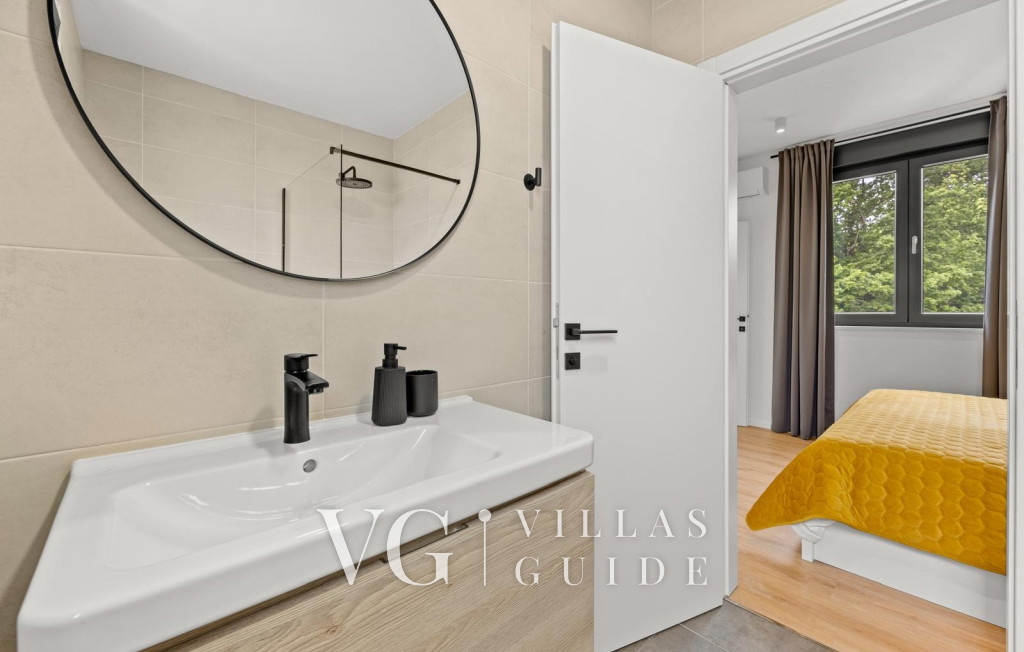 Villa Minka Bathroom