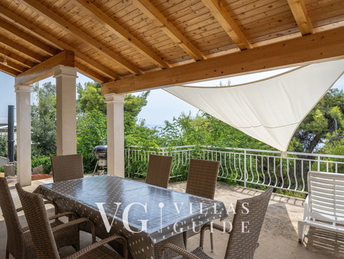 Waterfront house Kata